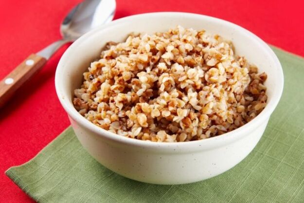 Ang Buckwheat ay nag-normalize sa paggana ng gastrointestinal tract